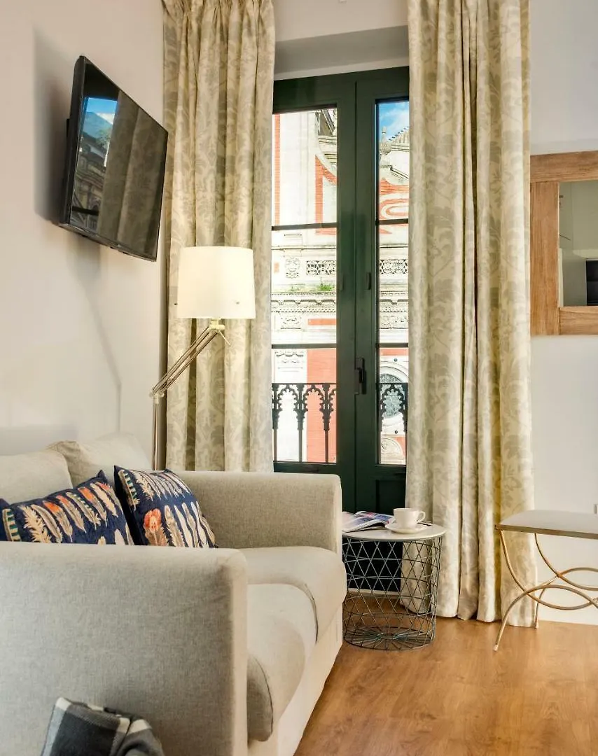 Alohamundi Salvador Villa Seville Spain